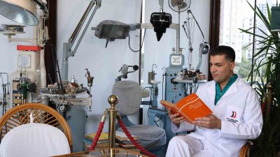 UZMAN DİŞ HEKİMİ VE ÇENE CERRAHI UZMAN PROF. DR. BİRKAN