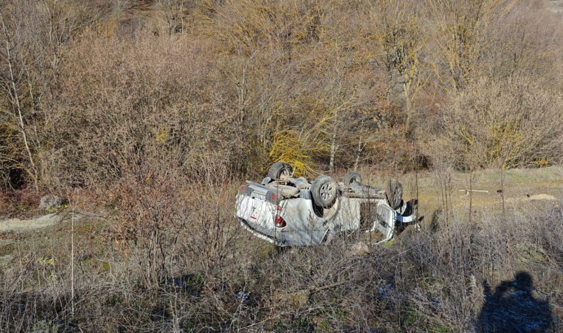 BİLECİK'TE KONTROLDEN ÇIKAN OTOMOBİL