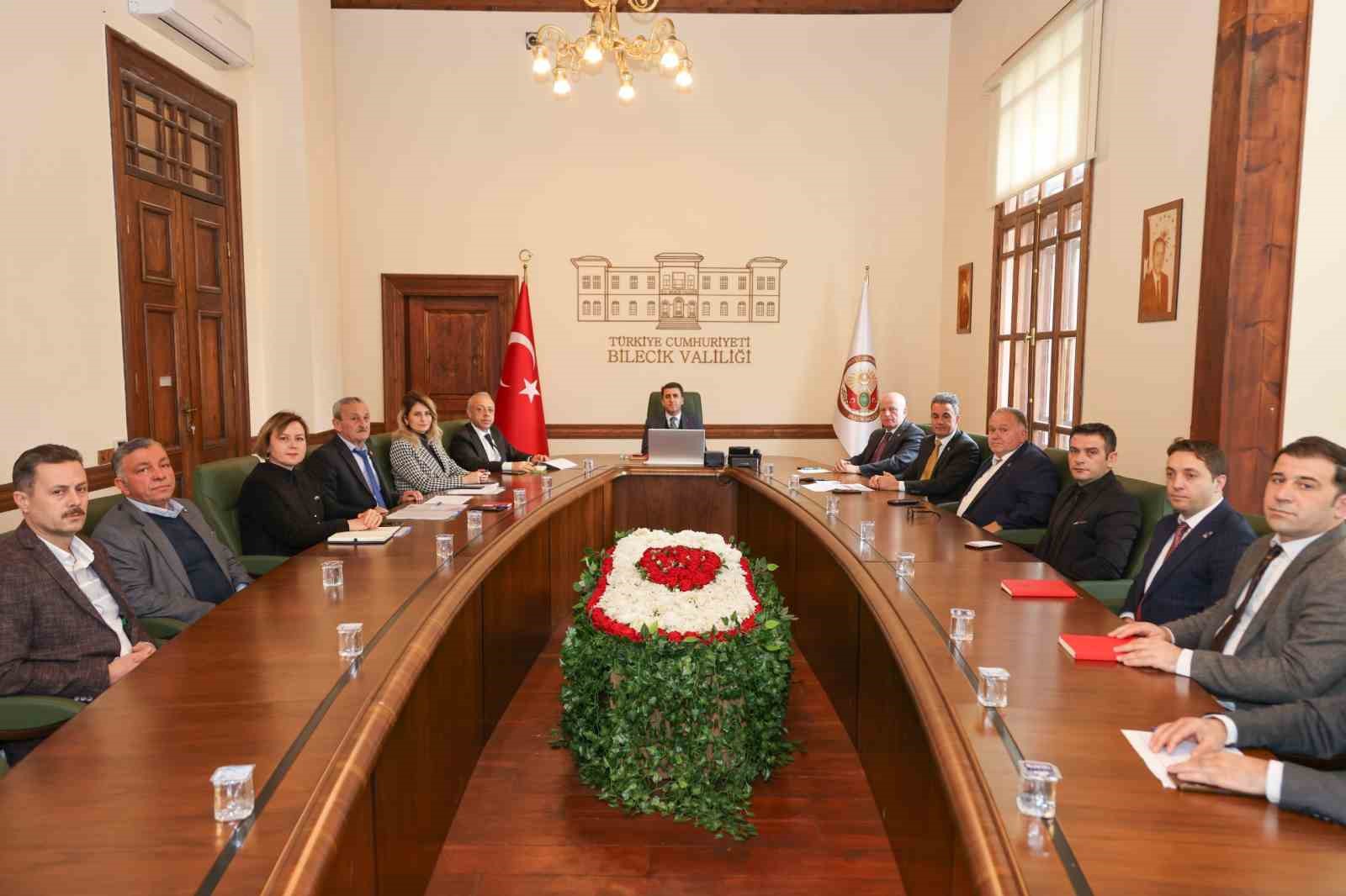 BİLECİK'TE TARIM VE ORMAN VERİMLİLİĞİNİ ARTIRMAYA YÖNELİK YENİ PROJELER MASAYA