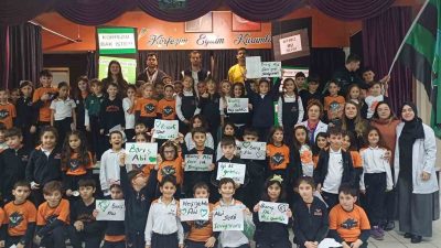 ÖĞRENCİLERLE BİR ARAYA GELEN BAŞARILI KANAT OYUNCUSU BARIŞ ALICI, “GENÇ