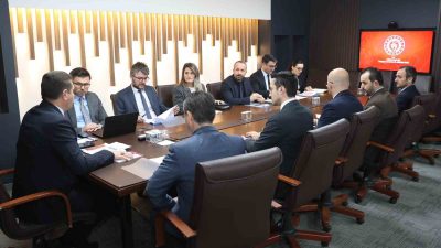 DÜZCE VALİSİ SELÇUK ASLAN, GENÇLİK VE SPOR İL MÜDÜRLÜĞÜ BÜNYESİNDE