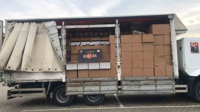 DÜZCE CUMHURİYET BAŞSAVCILIĞI KOORDİNESİNDE POLİS EKİPLERİ TARAFINDAN YAPILAN ÇALIŞMADA KAMYON