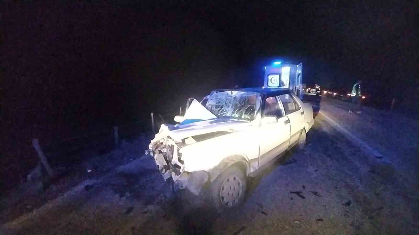 KASTAMONU'NUN DADAY İLÇESİNDE OTOMOBİLİN AYNI İSTİKAMETTE SEYİR HALİNDE OLAN TRAKTÖRÜN