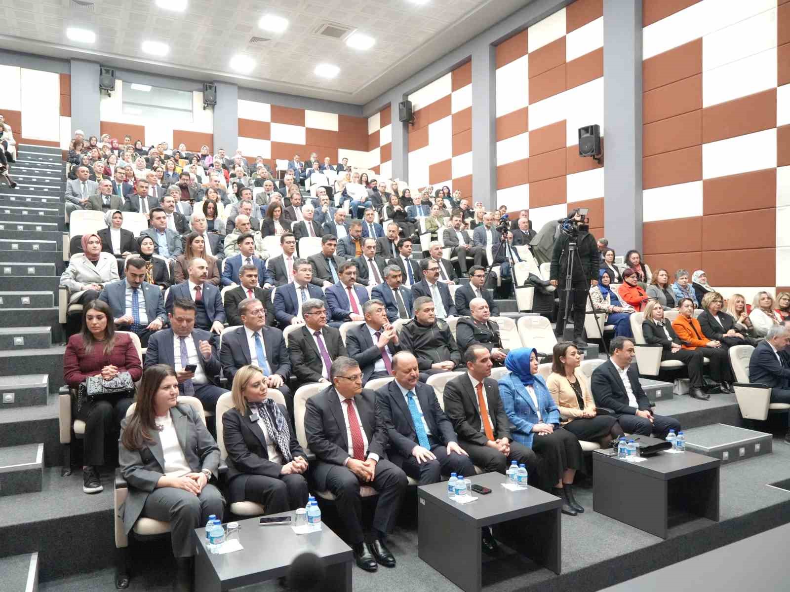 TBMM KADIN ERKEK FIRSAT EŞİTLİĞİ KOMİSYONU TARAFINDAN KASTAMONU’DA, ÇANKIRI VE