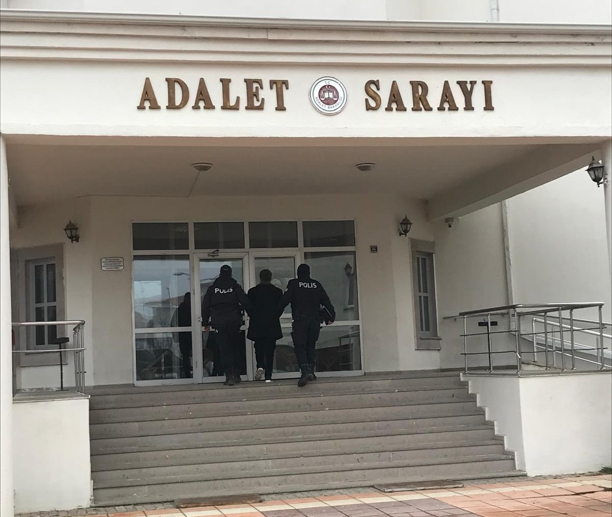 KASTAMONU İL EMNİYET MÜDÜRLÜĞÜ EKİPLERİNİN ÇALIŞMALARI SONUCU 20 YIL 1