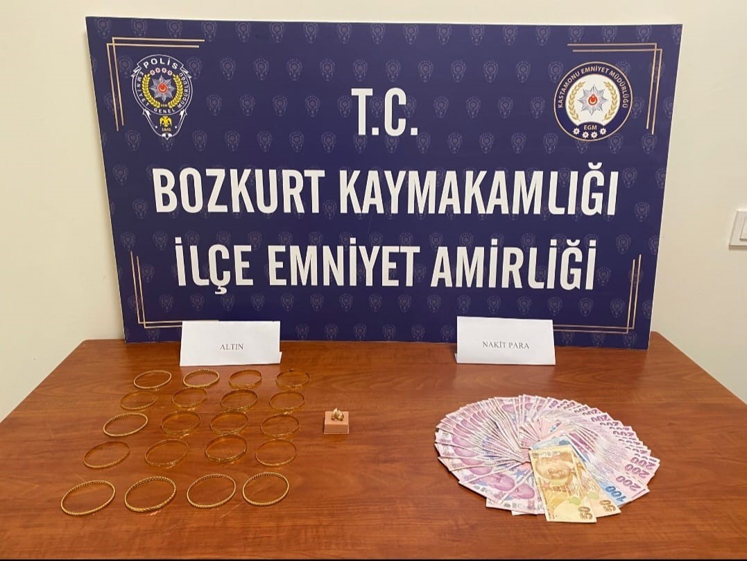 KASTAMONU'NUN BOZKURT İLÇESİNDE 900 BİN TL DEĞERİNDE ZİYNET EŞYASI VE