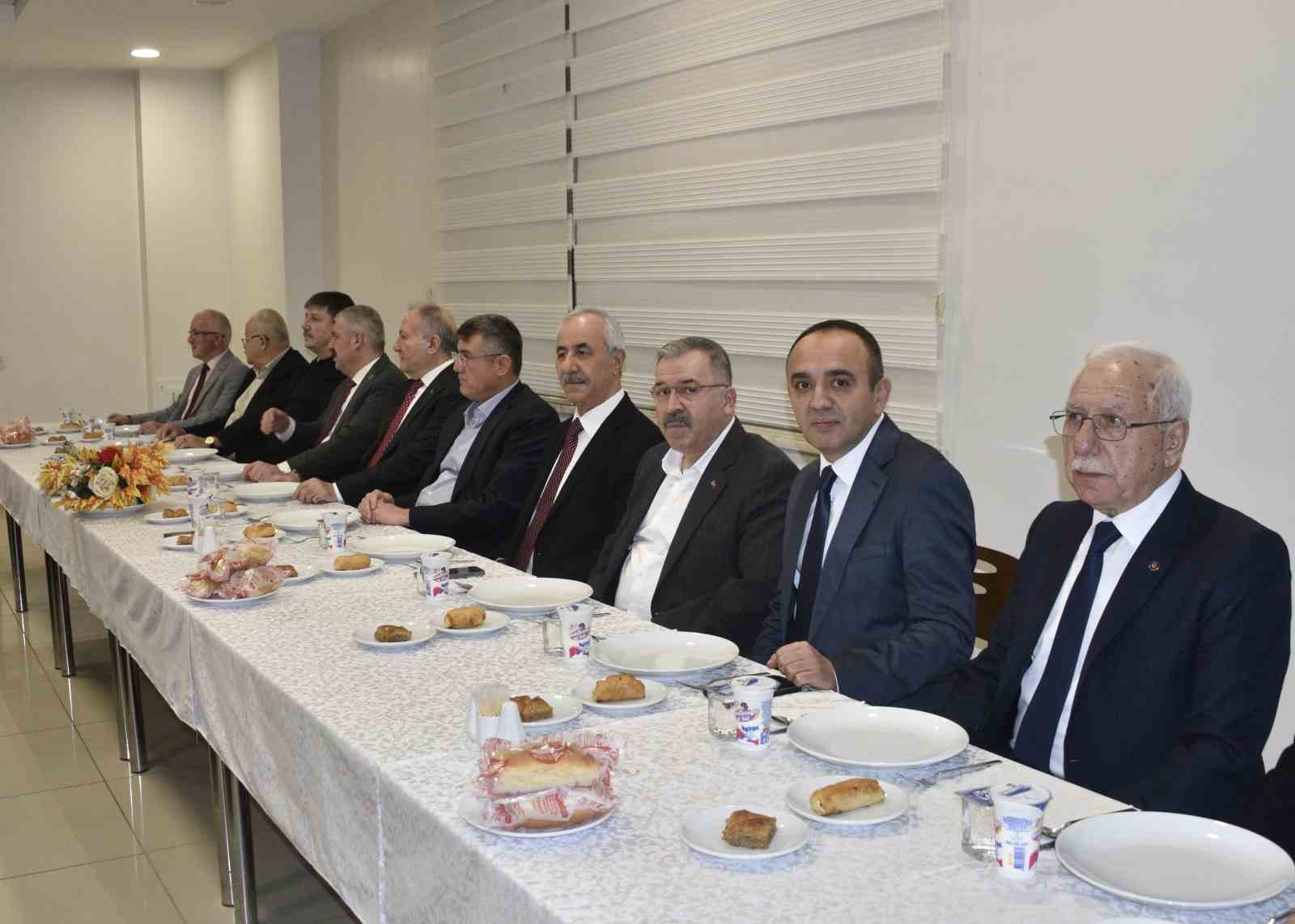 KASTAMONU İL ÖZEL İDARESİNDE UZUN YILLAR ÇALIŞTIKTAN SONRA EMEKLİ OLMA