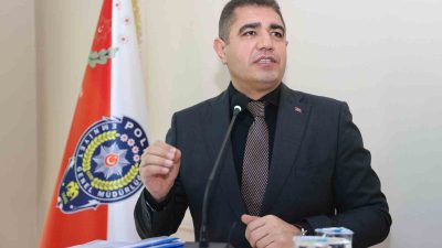 DÜZCE VALİSİ SELÇUK ASLAN, EMNİYET TEŞKİLATIYLA YAPTIĞI TOPLANTIDA “DÜZCE HALKININ