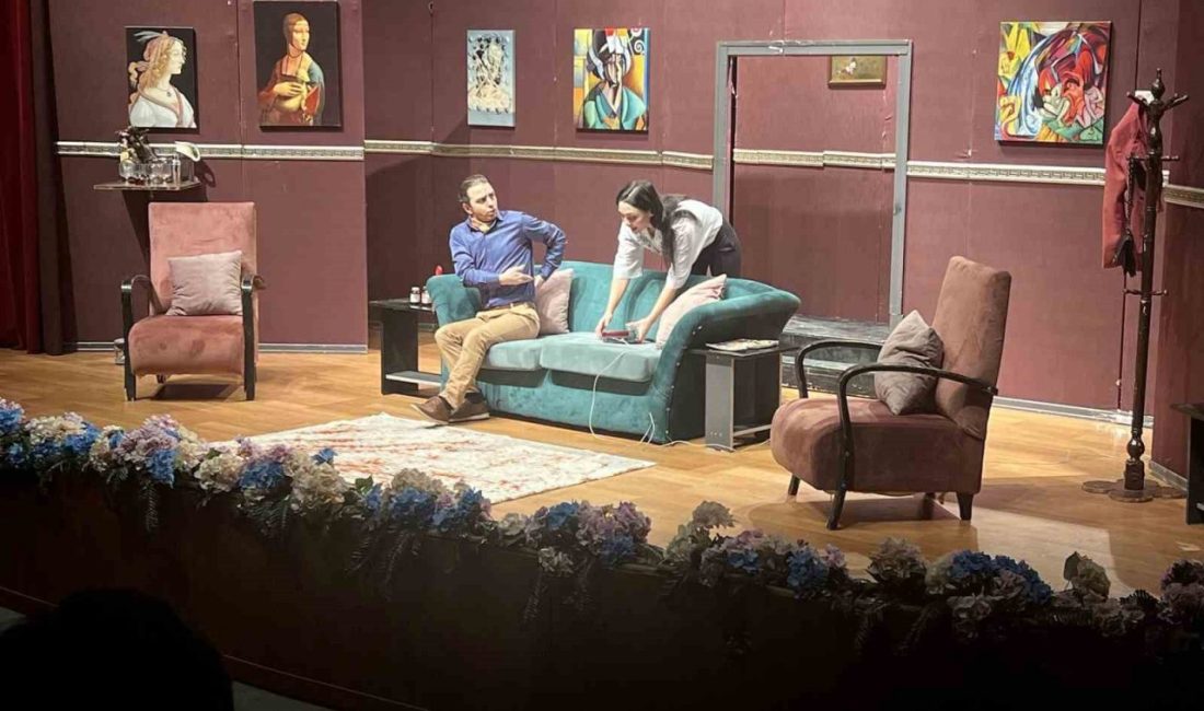 1001 Sanat’ın sahnesi izleyenleri kahkahaya boğdu Sakarya Büyükşehir Belediyesi’nin Şubat Kültür Takvimi çerçevesinde SAÜ Kongre Merkezi’nde
