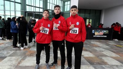 Sakarya Büyükşehir Belediyesi’nin ev sahipliği yaptığı şehirdeki liselerin yarıştığı Oryantiring