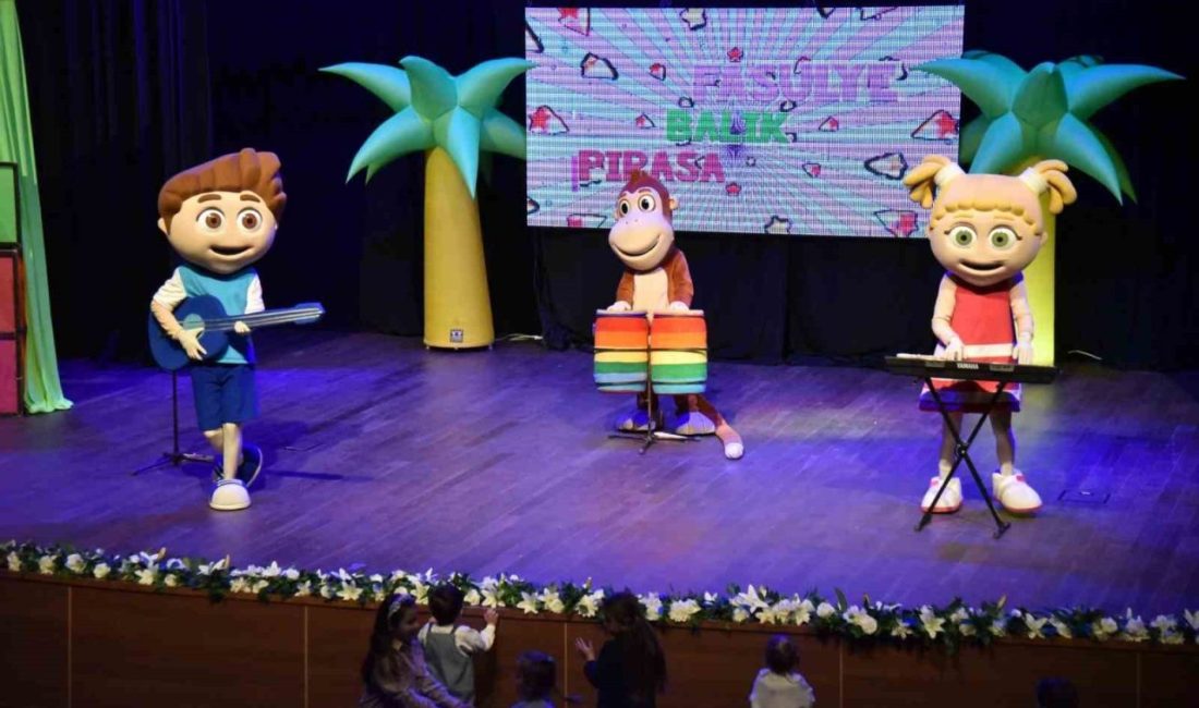 Başiskele’de şubat ayı etkinlikleri kapsamında çocuklar Kukuli Müzikal Oyunu ile