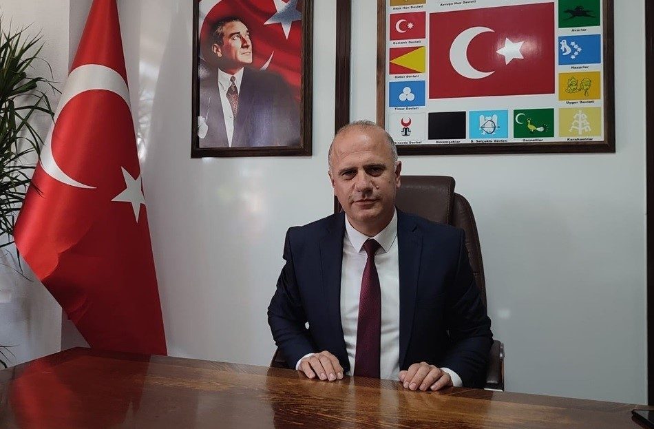 İYİ Partili Osmaneli Belediye Başkanı Bekir Torun, AK Parti İl