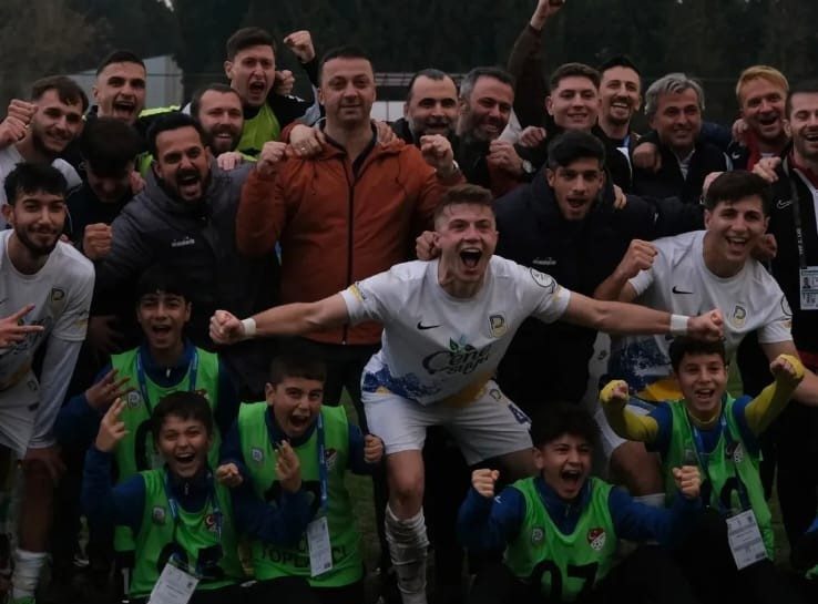 TFF 2. Lig takımı Belediye Derincespor’un, BAL’daki kentlisi Gebzespor’a kağıt