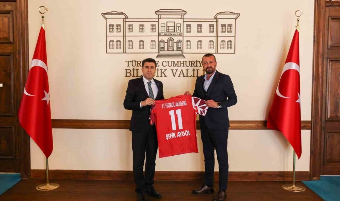 Bilecik Futbol Akademi Kulüp Başkanı Yasin Aykol, Vali Şefik Aygöl’ü