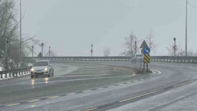 Türkiye’nin en önemli geçiş güzergahlarından birisi olan Bolu Dağı’nda tipi