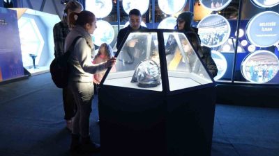 Kocaeli Bilim Merkezi, gençlere ve uzay meraklılarına eşsiz bir sergi