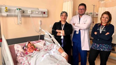 Gölcük Necati Çelik Devlet Hastanesi’nde ilk kez yapılan total laparoskopik