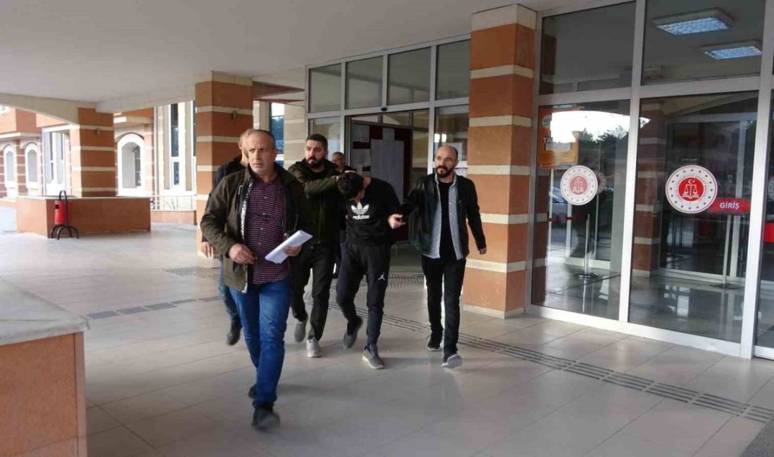 Gürültü için evinde komşusunu öldüren sanığa müebbet hapis talebi Kastamonu’da uyuşturucu etkisi altındayken tartıştığı babasının evini basan ve gürültü