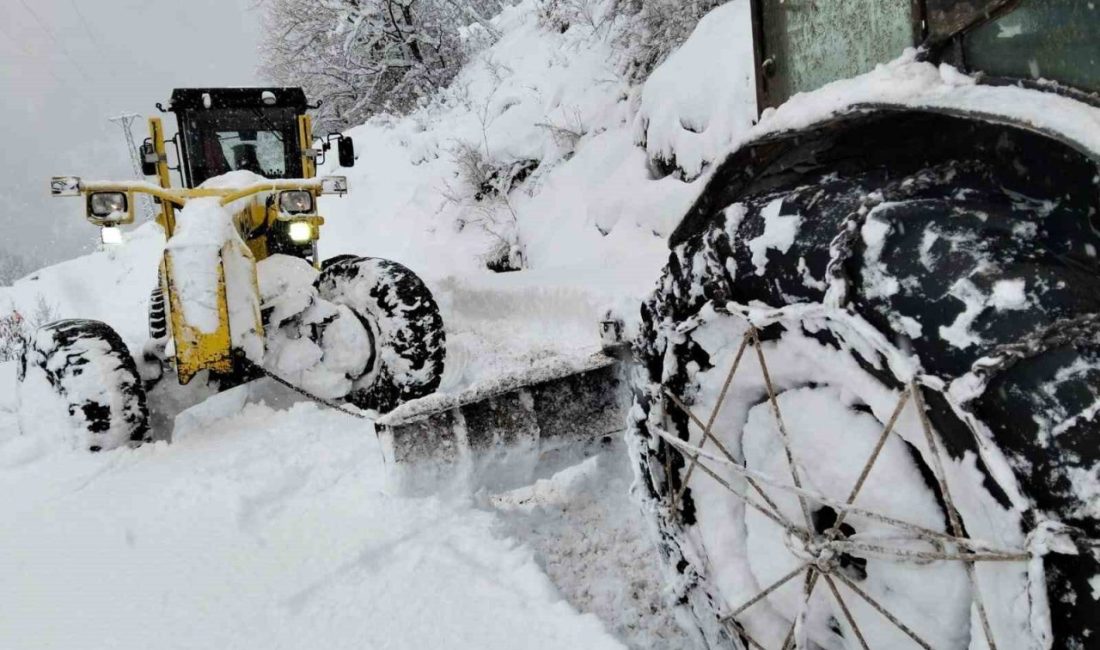 Kastamonu’nun Cide ilçesinde vefat eden bir kadının cenazesi, kar sebebiyle