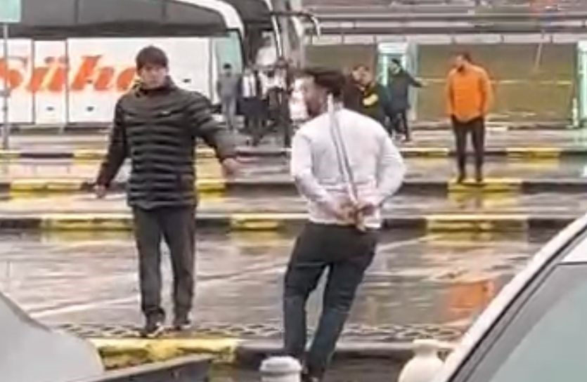 Sakaryaspor ile oynayacakları maç için Ankaragücü takımının iki farklı taraftar
