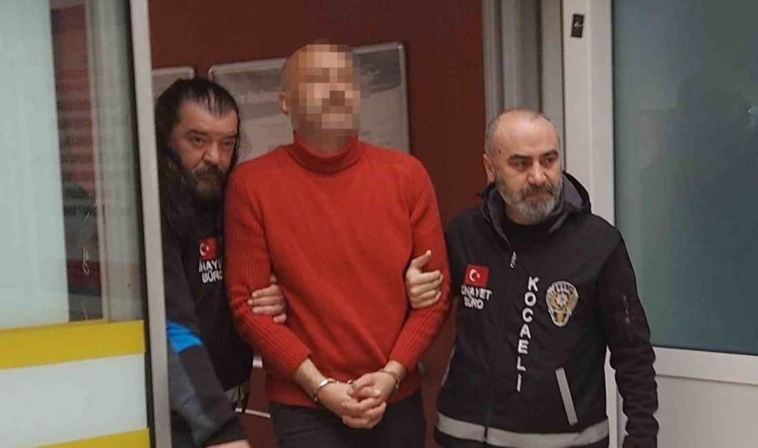 Kocaeli’de dosyadan haksız şekilde kendisini azlettirdiği iddiasıyla icra memurunu tabancayla