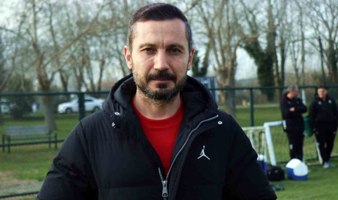 Sakaryaspor Teknik Direktörü İlker Püren, bu sezon ilk kez iki