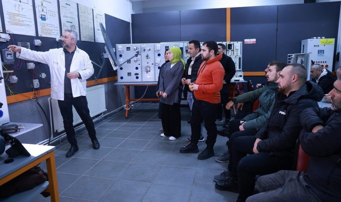 İşçilere korunma eğitimi Kocaeli Büyükşehir Belediyesi, KO-MEK aracılığıyla 33 fabrika işçisine tehlikeli ve