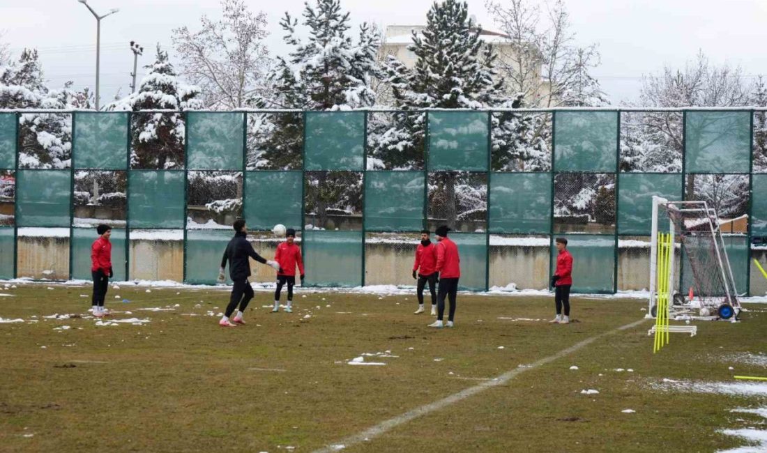 TFF 2. Lig’de 2022-2023 sezonunda Kastamonuspor forması giyen Ergin Keleş,