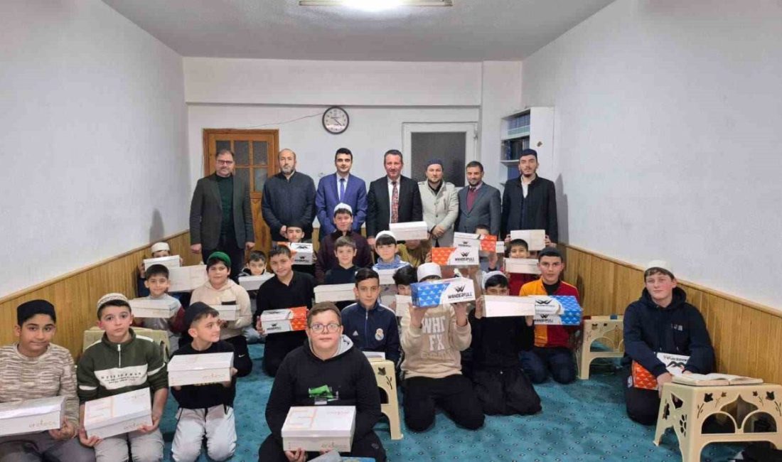 Osmaneli Kaymakamı Abdüssamed Kılıç, Bilecik İl Müftüsü Ahmet Dilek ve