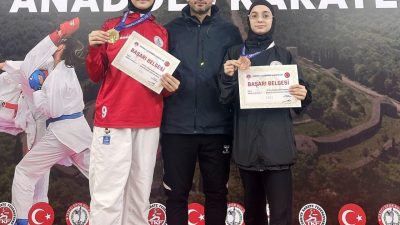İstanbul’da düzenlenen Anadolu Karate Ligi, 72 kulüpten 1238 sporcunun katılımıyla