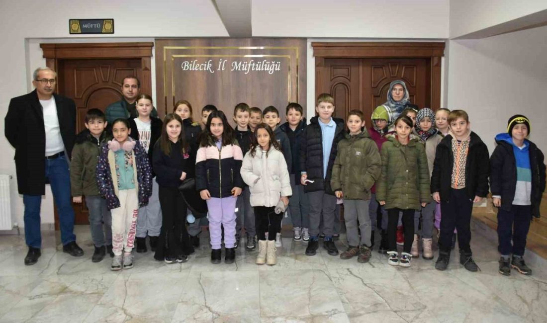 Bilecik İl Müftülüğüne minik öğrenciler ziyaret ederek, anlamlı bir gün