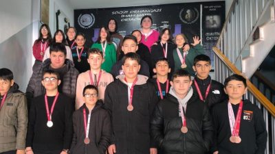 Bilecik’te düzenlenen Okul Sporları Bilek Güreşi Müsabakalarında, Orhangazi İmam Hatip