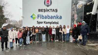 Osmanelispor Voleybol Takımı oyuncuları, Beşiktaş Voleybol-Kuzeyboru karşılaşmasını izleyerek, unutulmaz bir