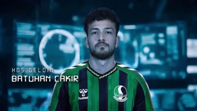 Sakaryaspor, resmi sosyal medya hesabından yapay zeka destekle oluşturulan videoyla
