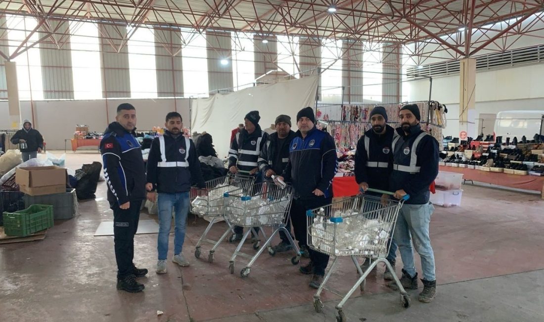 Söğüt Belediyesi, kapalı pazaryerindeki esnafların sağlığını korumak adına önemli bir