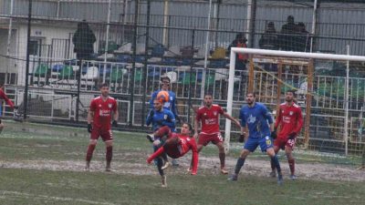 TFF 2. Lig Kırmızı Grup 22. haftasında Belediye Derincespor evinde