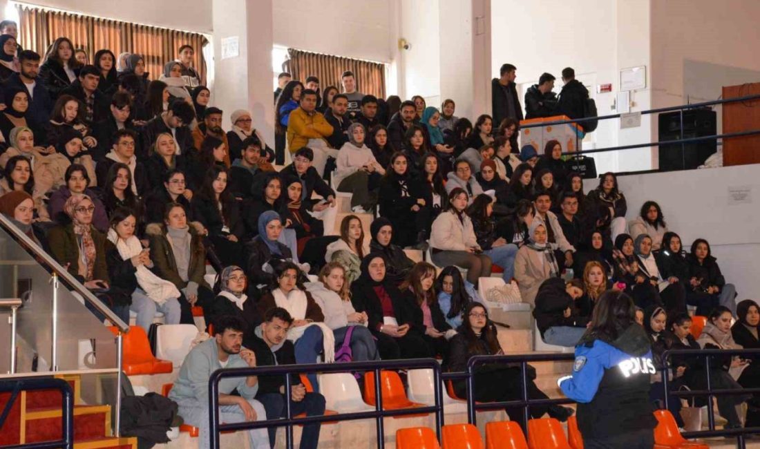 Üniversiteli öğrencilere ‘Bağımlı Olma, Geleceğe Umut Ol’ eğitimi verildi Bilecik Şeyh Edebali Üniversitesi’nde (BŞEÜ), gençleri bilinçlendirmek ve bağımlılıkla mücadelede