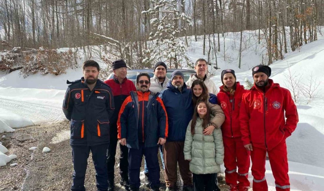 Yalova’da 7 farklı olayda karda mahsur kalan 22 kişi kurtarıldı Yalova’da etkili olan kar yağışı nedeniyle kentin çeşitli bölgelerinde 7