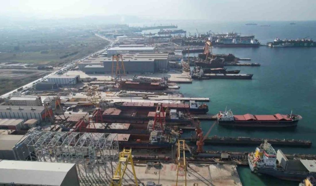 Yalova’nın Altınova ilçesindeki Hersek Tersanesi’nde bir geminin içinde yaşanan tüp