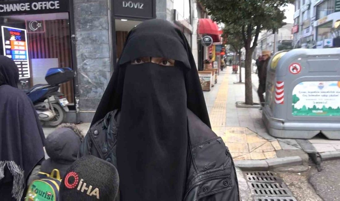 Yalova’da döviz bürosu önünde yere düşürülen bin 530 doları çalarak