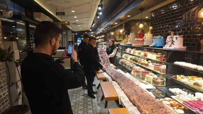 Düzce’de 38 yıldır fırıncılık yapan İbrahim Korkmaz’ın işletmesinde Ramazan ayına