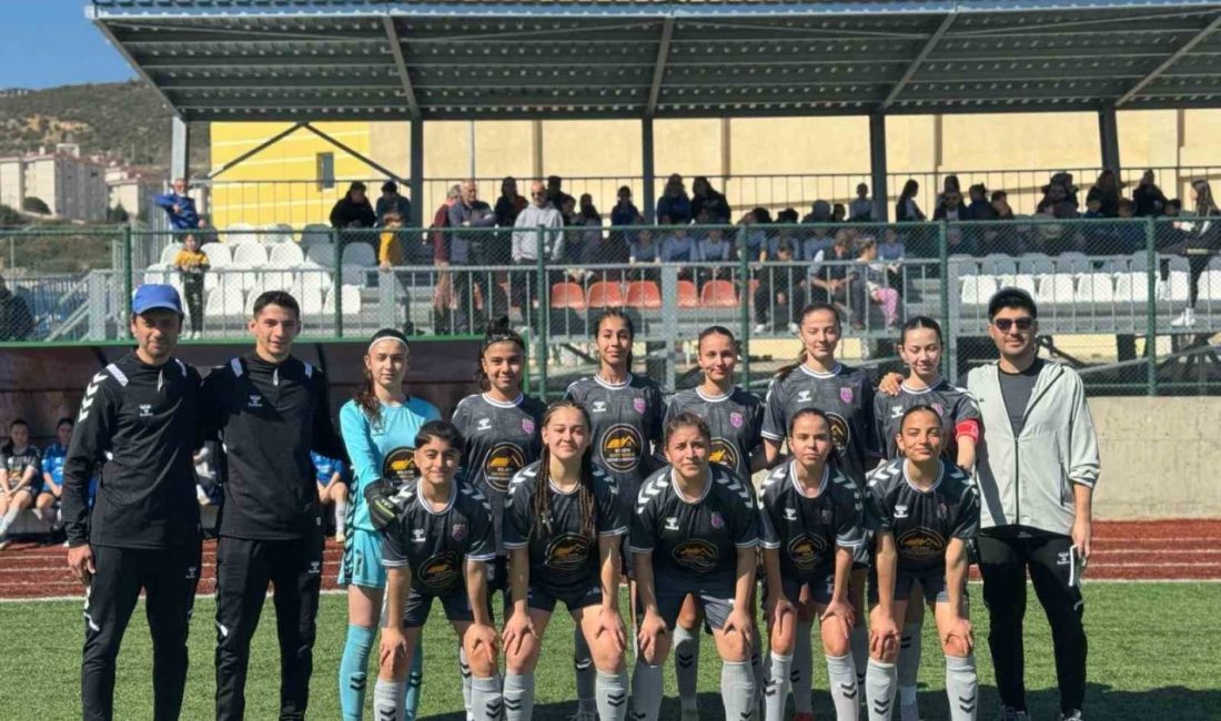 Türkiye Futbol Federasyonu Kadınlar 3. Lig’de mücadele eden Bilecik Kolej