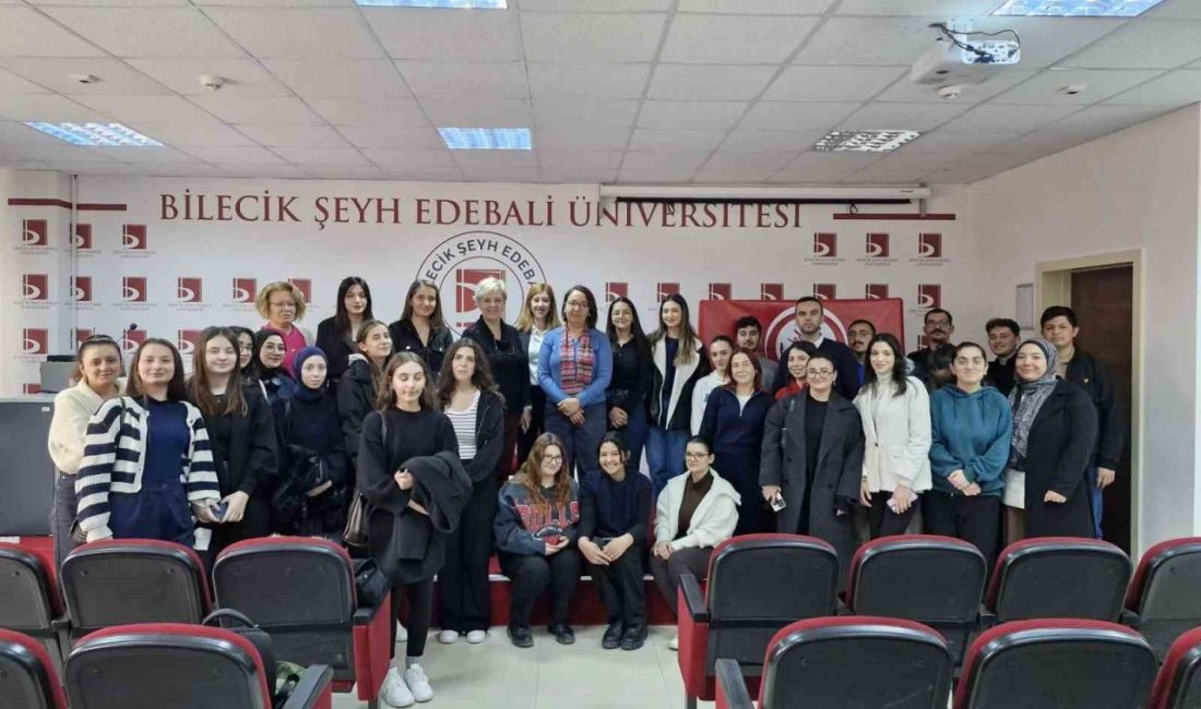 Bilecik Şeyh Edebali Üniversitesi’nde ’Aile Yılı’ söyleşisi düzenlendi Bilecik Şeyh Edebali Üniversitesi (BŞEÜ) Bozüyük Meslek Yüksekokulu konferans salonunda