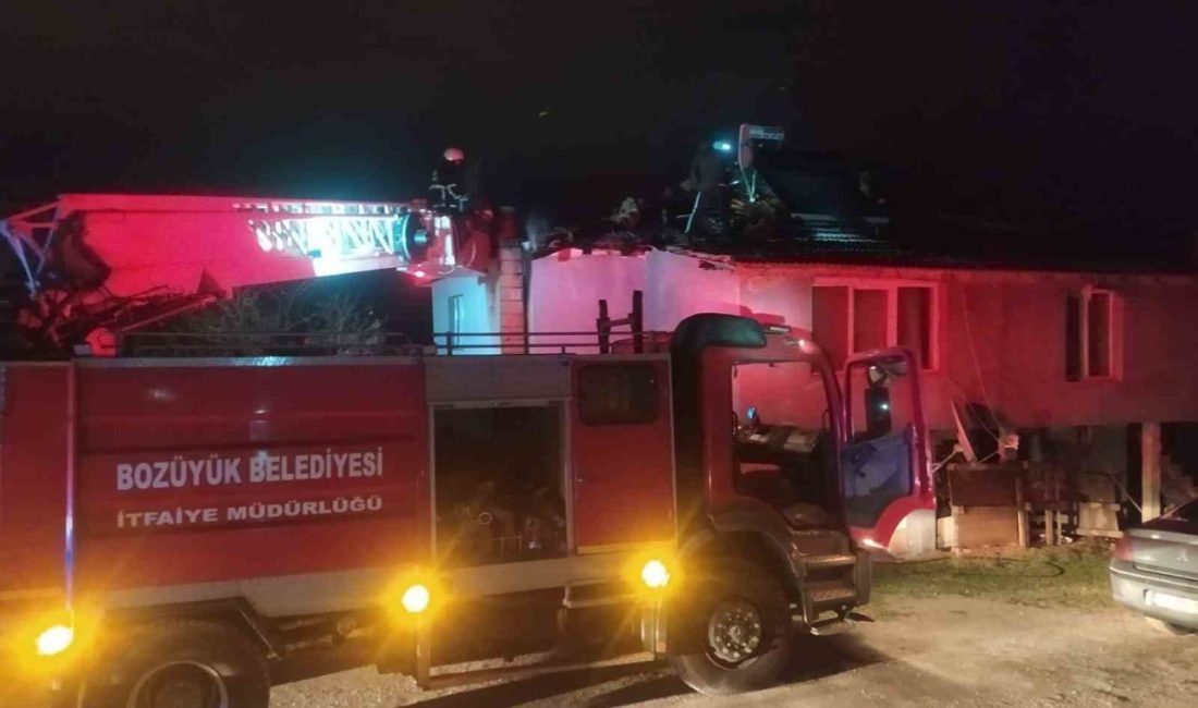 Bozüyük’te çatı yangını Bozüyük’te İçköy Mahallesi’nde çıkan çatı yangını söndürüldü. Bozüyük’te İçköy Mahallesi
