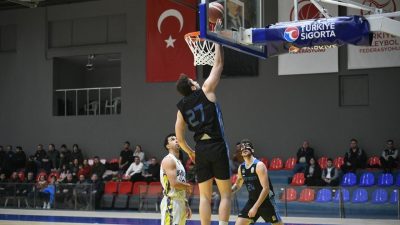Türkiye Basketbol Ligi İlkan Karaman Sezonu’nun 27. hafta karşılaşmasında Çayırova