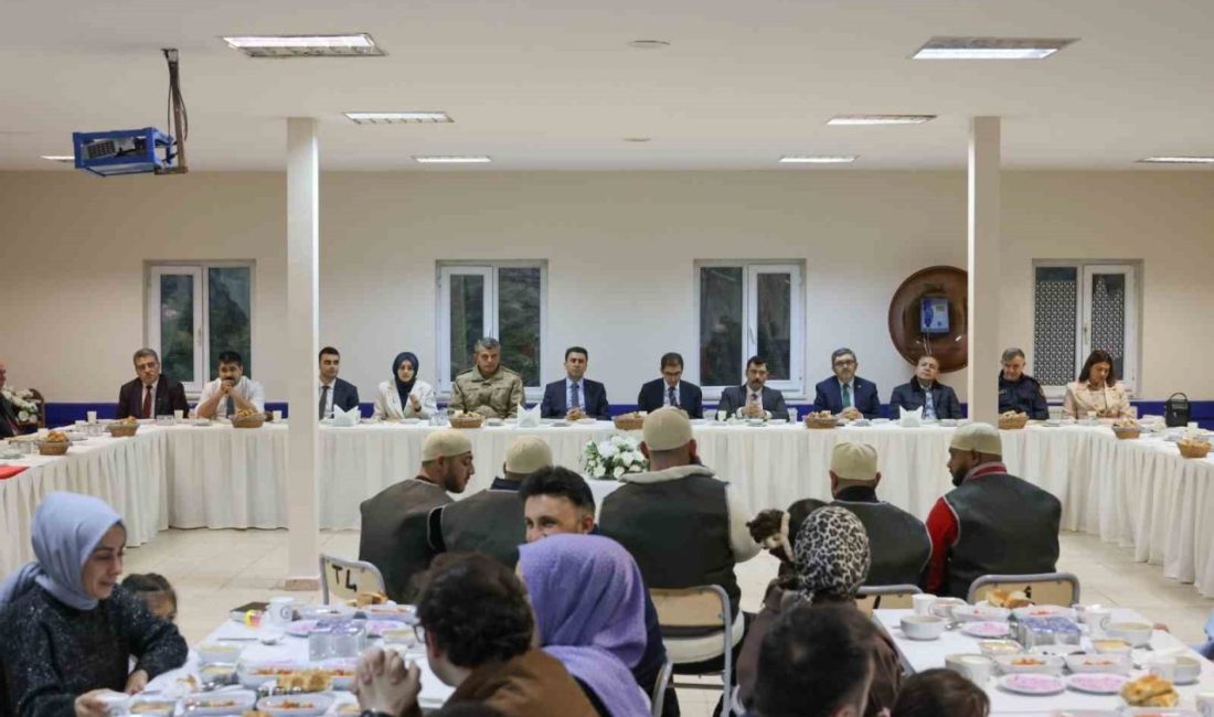 Gölpazarı Açık Ceza İnfaz Kurumu’nda derslik ve konferans salonunun açılışı yapıldı Gölpazarı Açık Ceza İnfaz Kurumu’nda mahkûmlar ve cezaevi personeli için