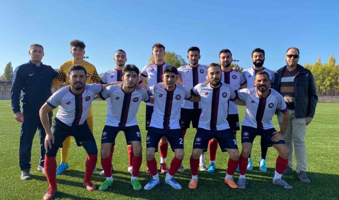 Bilecik 1. Amatör Lig temsilcisi Gölpazarı Belediyespor, Kürespor maçı sonrası