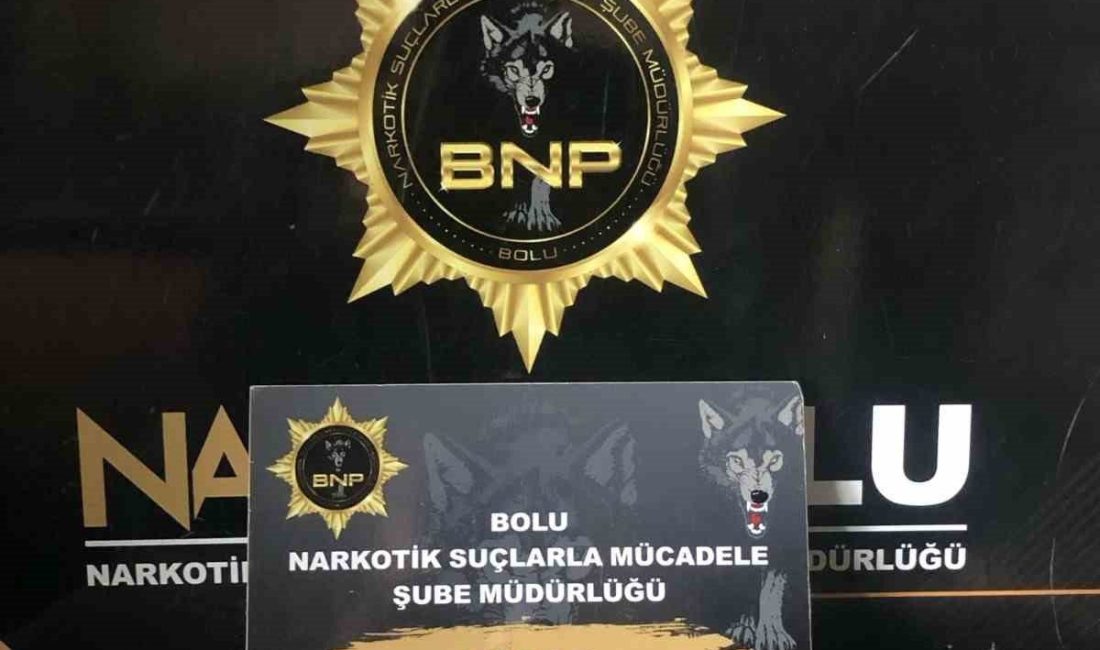 Bolu’da polis ekiplerinin düzenlediği operasyonda, güvercin vitamini kutusunda 84,99 gram