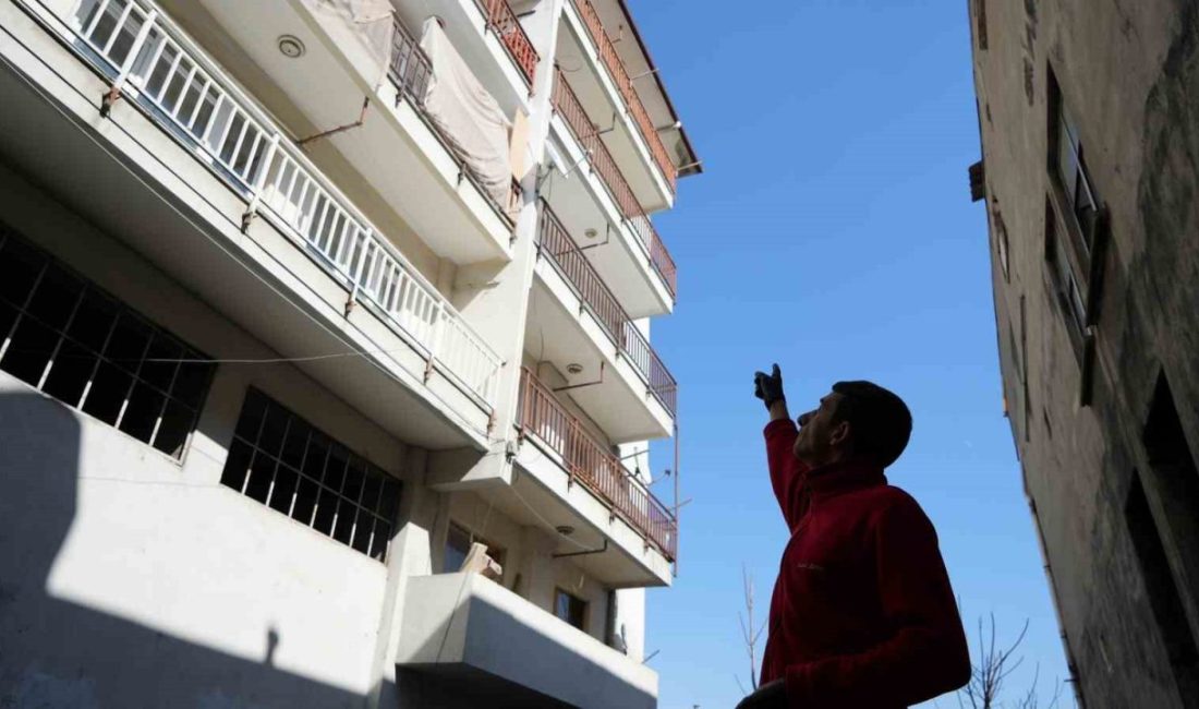 Sakarya’nın Adapazarı ilçesinde 28 haftalık hamile kadının 3’üncü kattan düşerek