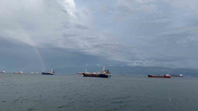 Türkiye’nin en büyük limanlarının yer aldığı İzmit Körfezi’nde, Ramazan Bayramı’nda